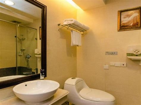 406 mulberry rd missax|Vienna International Hotel (Shenzhen North Railway Station).
